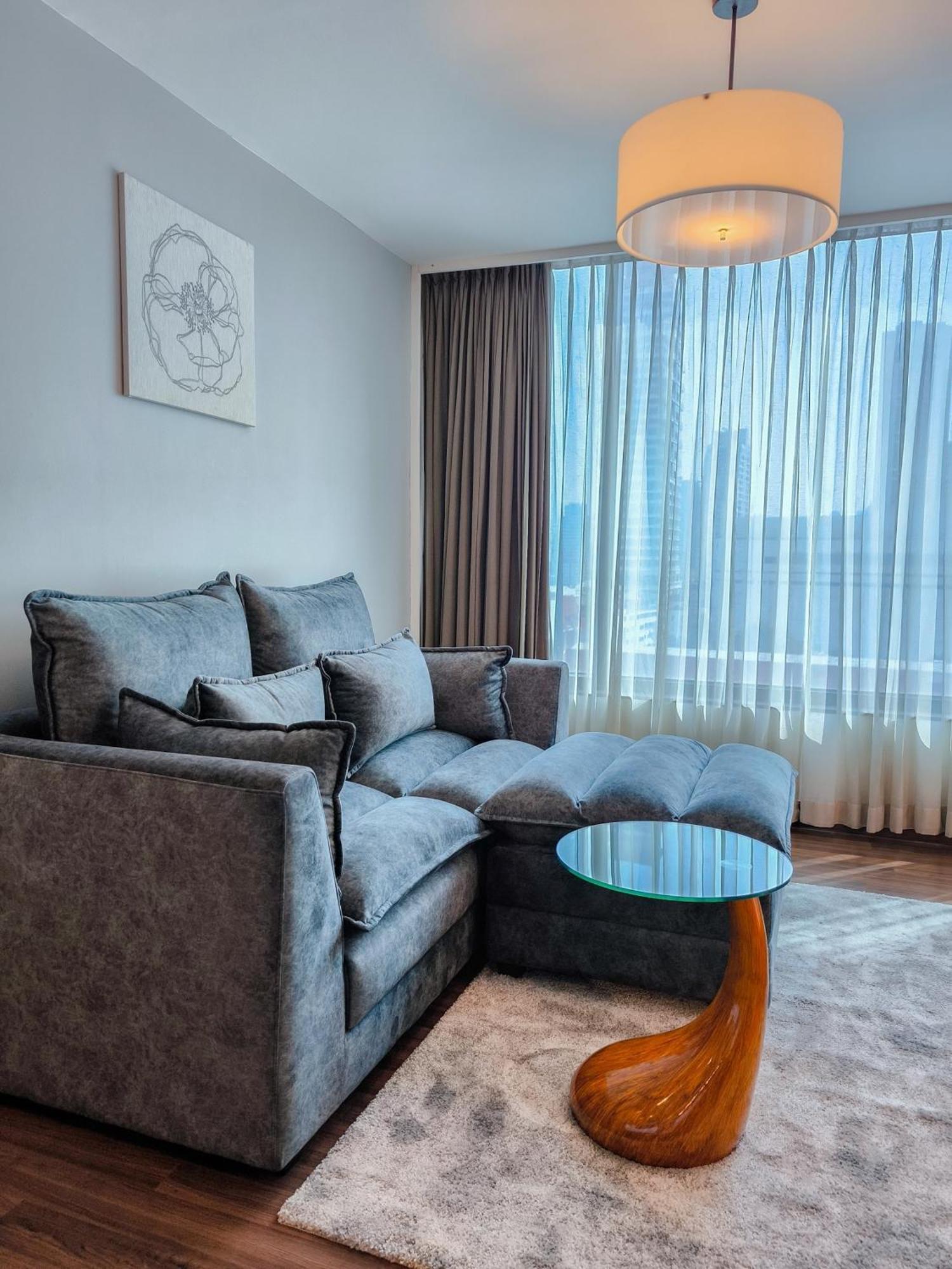 Bangkok Hotel Lotus Sukhumvit 33 By Compass Hospitality Exterior photo