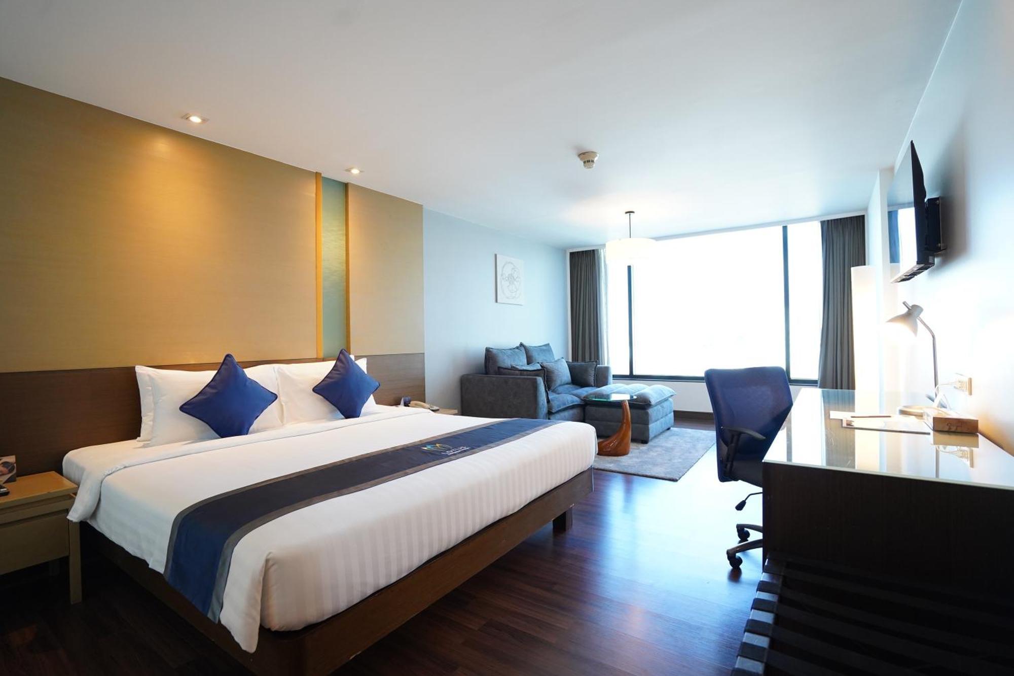 Bangkok Hotel Lotus Sukhumvit 33 By Compass Hospitality Exterior photo